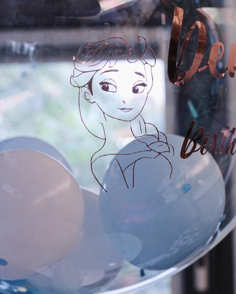 Frozen Elsa & Olaf with 40' Rainbow Foil Number - 冰雪奇緣主題氣球束連40'彩色數字：圖片 4